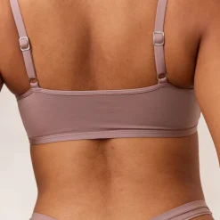 Barely There Brassière - Cassis