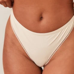 Comfort T-shirt Soutien-Gorge Push-Up et String Ensemble - Latte