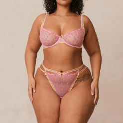 Daisy Embroidered Balcony Soutien-Gorge et String/Culotte Ensemble - Rose