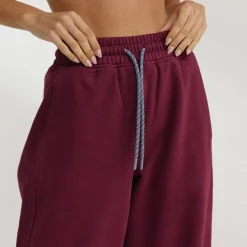 Jogging à Jambe Droite - Laque Cerise