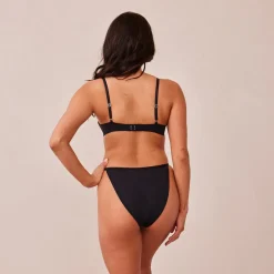 Light Plunge Soutien-Gorge T-Shirt Sans Armatures et String/Culotte Ensemble - Noir