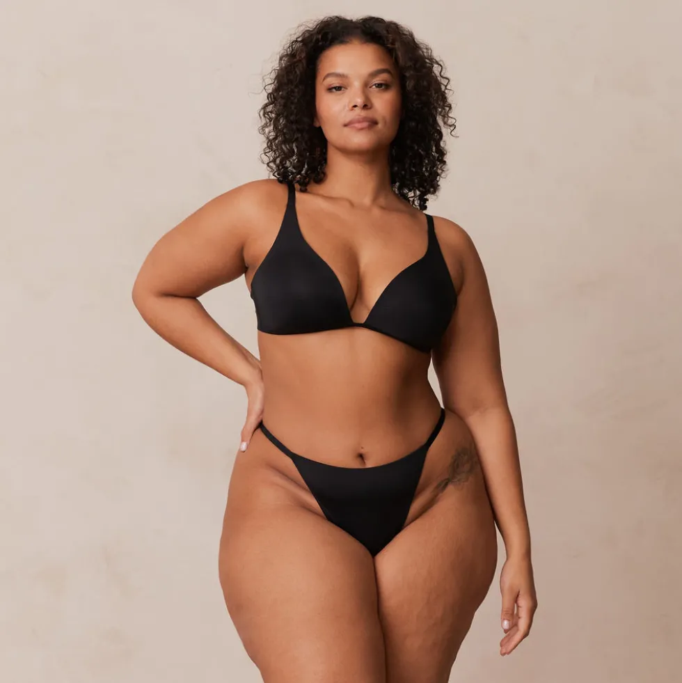 Light Plunge Soutien-Gorge T-Shirt Sans Armatures et String/Culotte Ensemble - Noir
