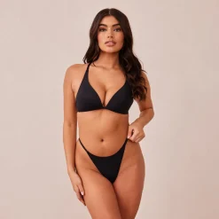 Light Plunge Soutien-Gorge T-Shirt Sans Armatures et String/Culotte Ensemble - Noir