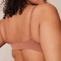 Light Plunge Soutien-Gorge T-Shirt Sans Armatures et String/Culotte Ensemble - Moka
