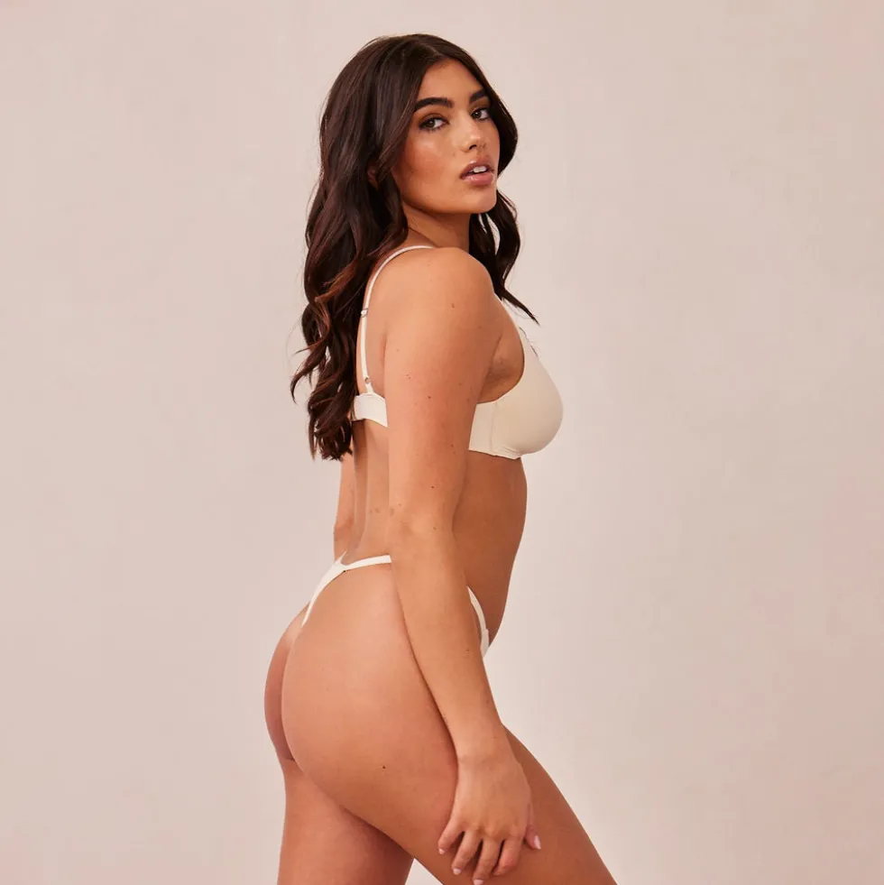 Light Plunge Soutien-Gorge T-Shirt Sans Armatures et String/Culotte Ensemble - Latte