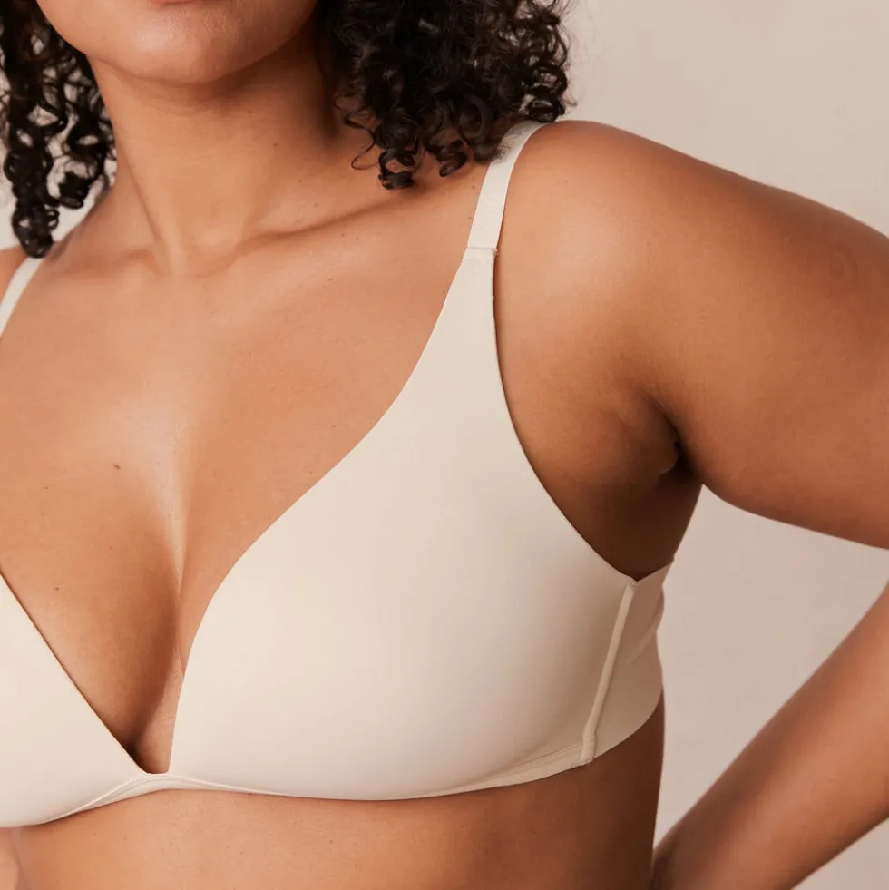 Light Plunge Soutien-Gorge T-Shirt Sans Armatures et String/Culotte Ensemble - Latte