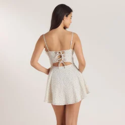 Robe Courte à Plis et Dentelle - Crème Florale