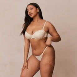 Your Everyday T-shirt Soutien-Gorge et String/Culotte Ensemble - Latte