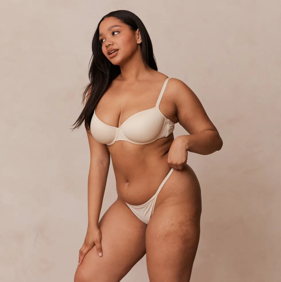 Your Everyday T-shirt Soutien-Gorge et String/Culotte Ensemble - Latte