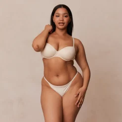 Your Everyday T-shirt Soutien-Gorge et String/Culotte Ensemble - Latte